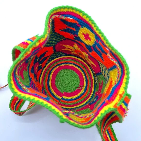 WAYUU MOCHILA Columbian Woven Bag Womens Small Crochet Tassel Boho Crossbody - Picture 8 of 9